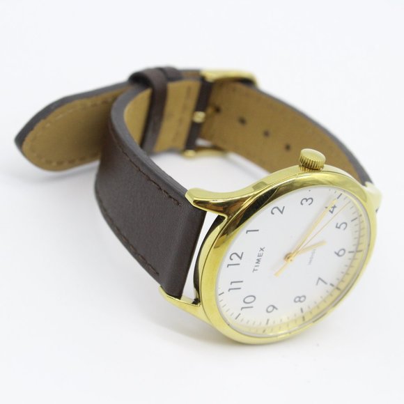 Timex Indiglo Easy Reader TW2T71600 Black Leather Men's Classic Watch White Dial - Picture 4 of 6